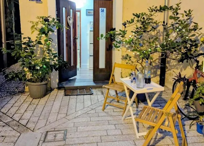 Διαμέρισμα Old Town Charmer *