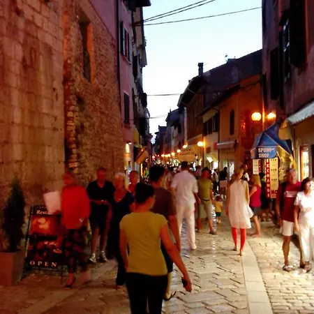 Old Town Charmer