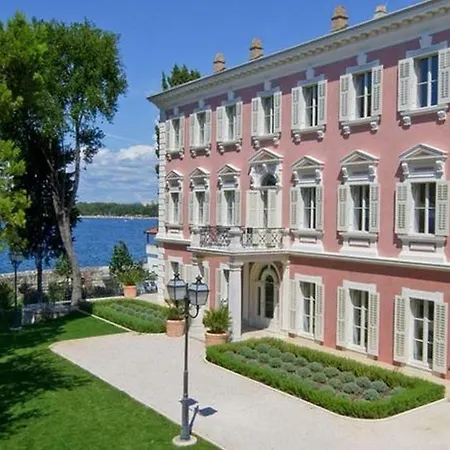 Old Town Charmer Appartement Poreč